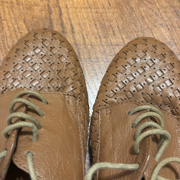 Bass | Leather Woven Lace Up Platforms - Picture 9 of 16